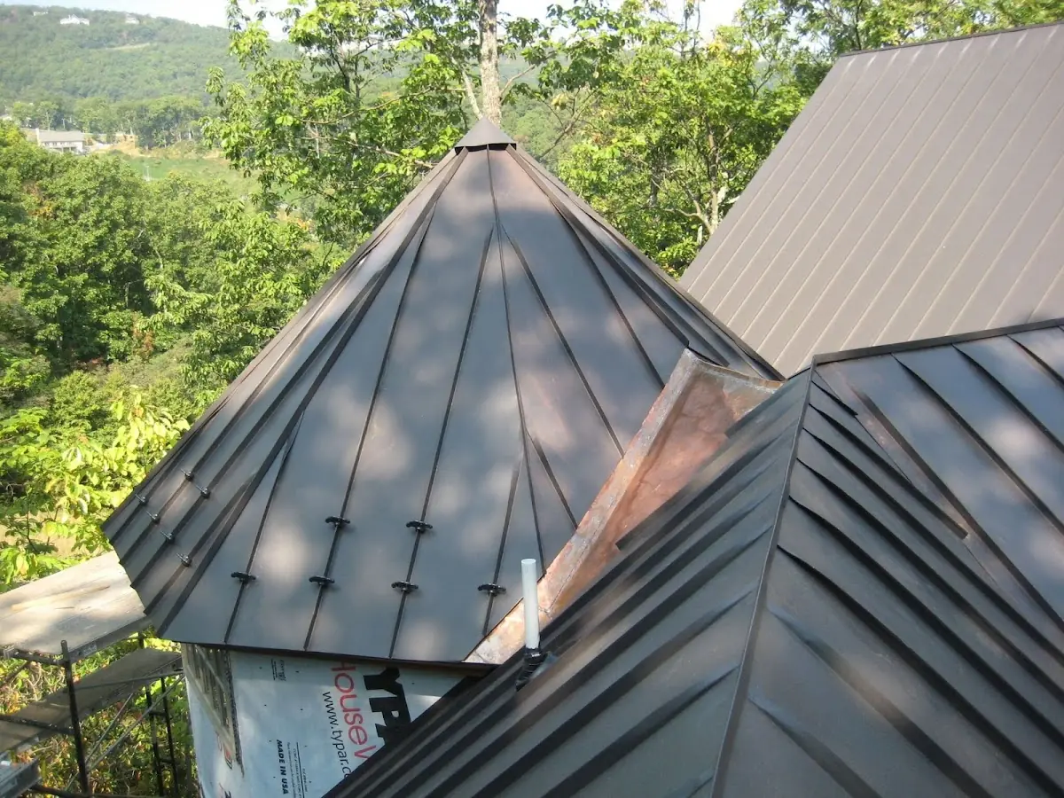 Professional Gutter Cleaning by Craftsman Roofing in Tillamook